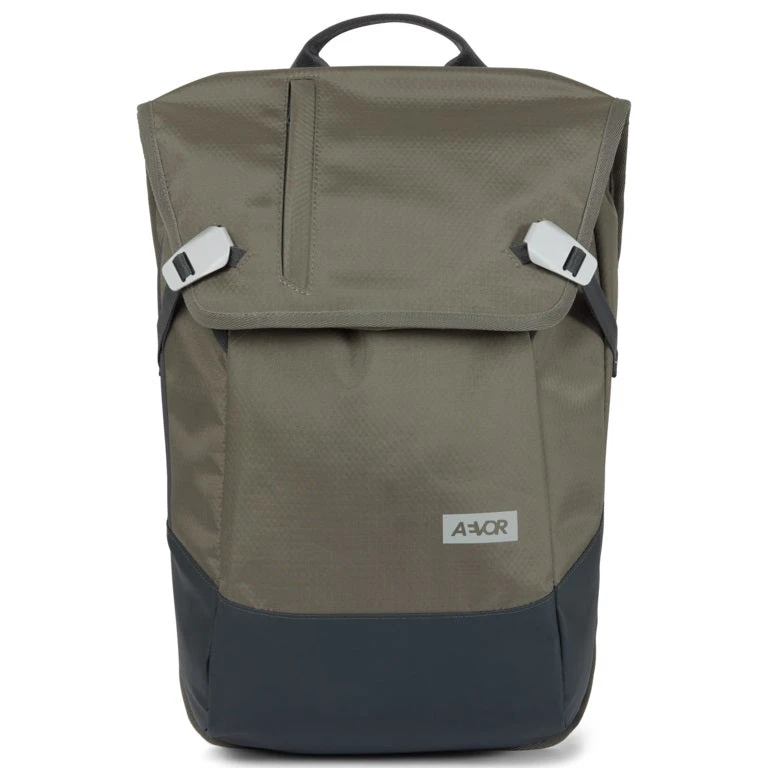 Aevor Daypack Reppu Muta 1 Aevor Daypack Reppu Muta