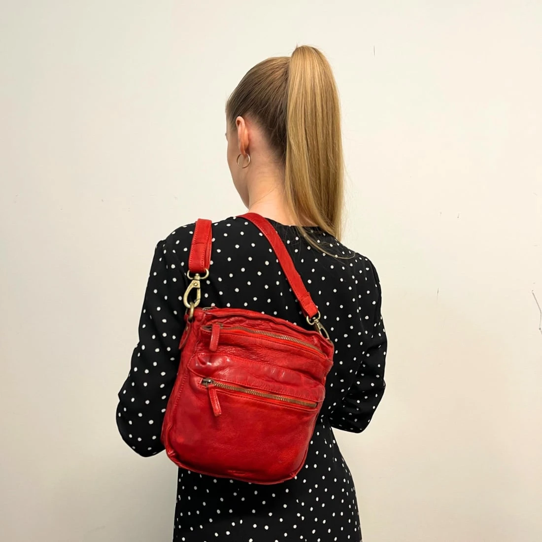 Montana Alpha Urban Punainen Olkalaukku 2 Montana Alpha Urban Punainen Olkalaukku - Image 2