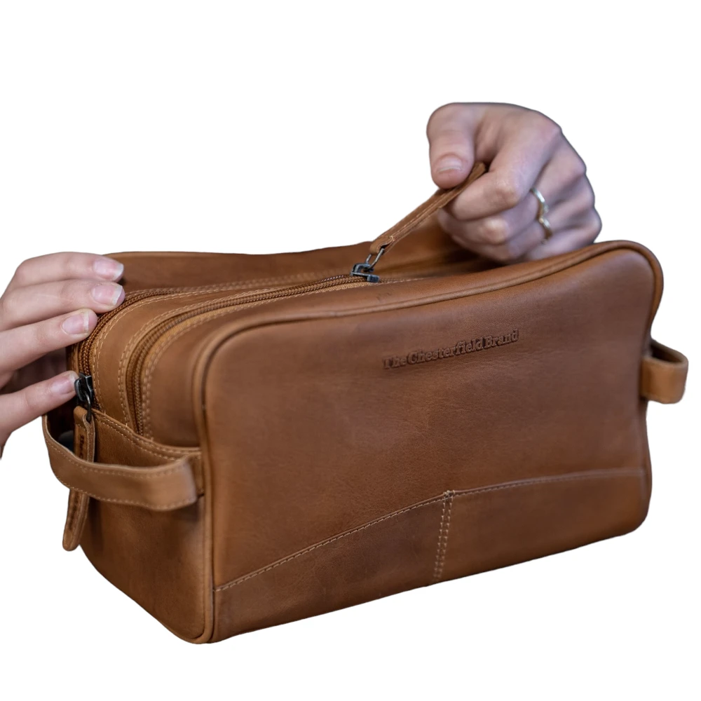 Chesterfield Stacey Konjakinruskea Toilettilaukku 3 Chesterfield Stacey Konjakinruskea Toilettilaukku - Image 3