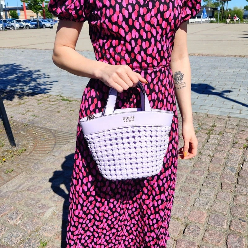 Guess Sicilia Mini Lila Pieni Käsilaukku / Olkalaukku 1 Guess Sicilia Mini Lila Pieni Käsilaukku / Olkalaukku