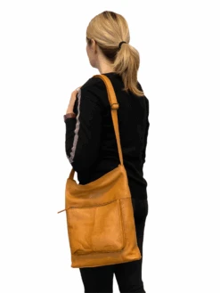 House Of Sajaco Korkea Olkalaukku Vaaleanruskea