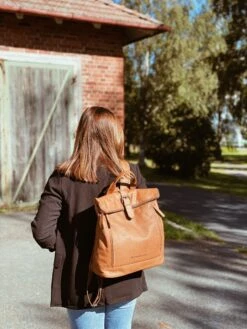 Chesterfield Dali Konjakinruskea Nahkainen Reppu