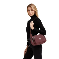 Kipling Gabbie S Viininpunainen Olkalaukku