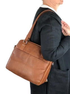 Chesterfield Bilbao Konjakinruskea