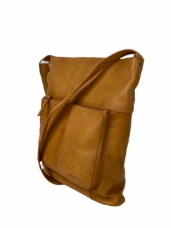 House Of Sajaco Korkea Olkalaukku Vaaleanruskea -Laukkuni konjakinruskea olkalaukku pysty