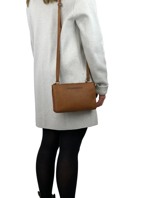 Chesterfield Sadie Pieni Olkalaukku Konjakinruskea 1 Chesterfield Sadie Pieni Olkalaukku Konjakinruskea