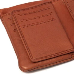 Chesterfield Metz RFID Ruskea Lompakko -Laukkuni lompakko nahkaa ruskea metz chesterfield