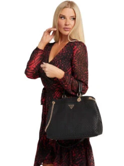 Guess Hassie Girlfriend Laukku Musta