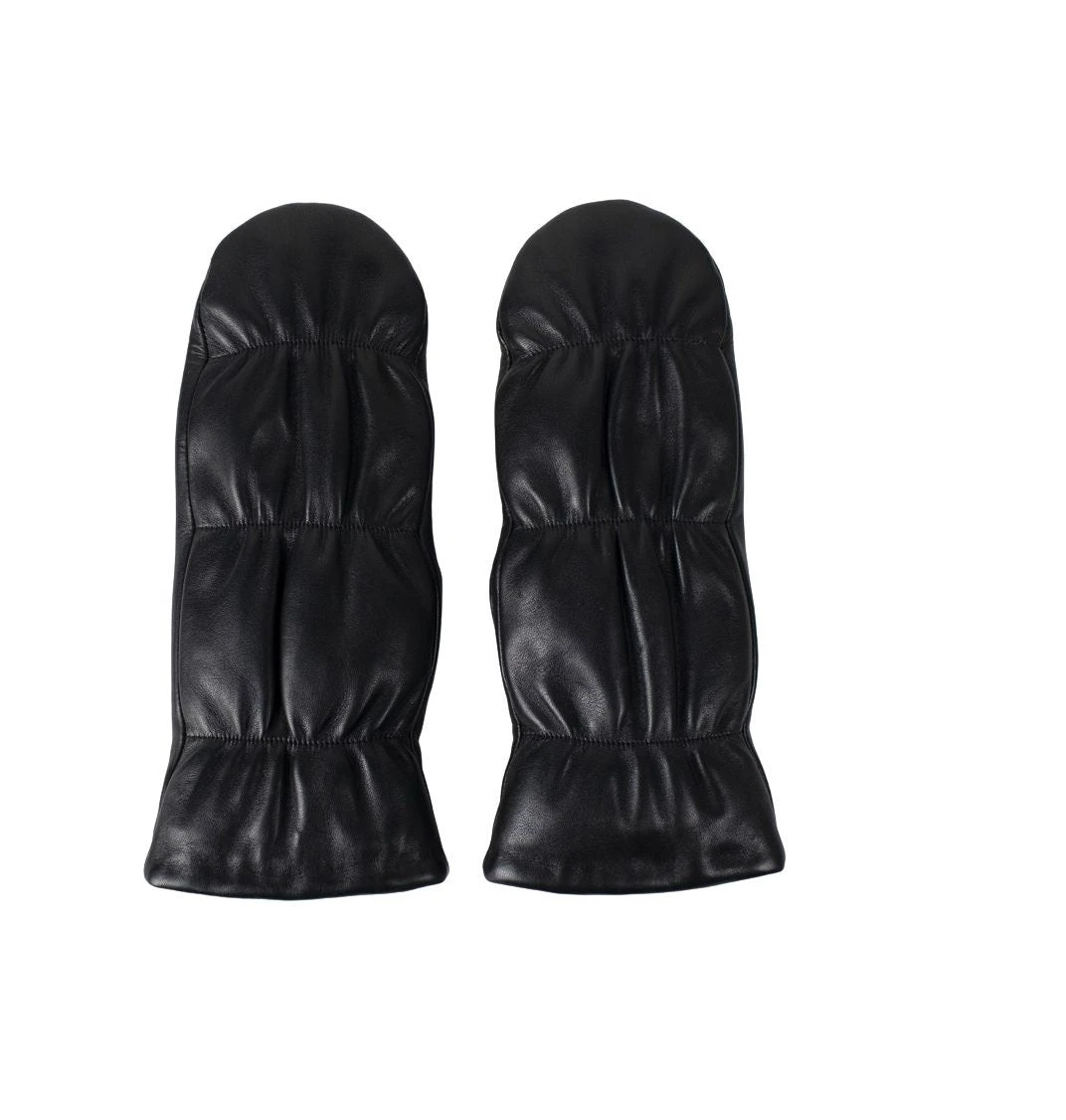 Re:Designed Dac Mustat Nahkakintaat 1 Re:Designed Dac Mustat Nahkakintaat