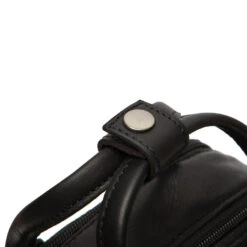 Chesterfield Morena Musta Olkalaukku -Laukkuni nahkainen musta morena laukku chesterfield