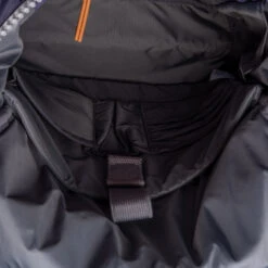 Roka London Reppu Sustainable M-koko Tummansininen 13 Roka London Reppu Sustainable M-koko Tummansininen -Laukkuni roka london reppu sisalta sininen