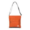 Roka London Sustainable Kennington B Oranssi Olkalaukku