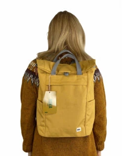 Roka London Reppu Sustainable M-koko Keltainen