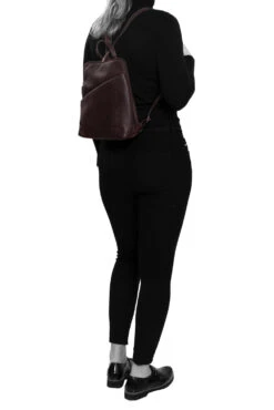 Chesterfield Pikkureppu Tummanruskea Claire -Laukkuni ruskea chesterfield reppu claire