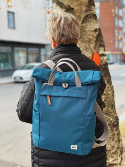 Roka London Reppu Sustainable M-koko Petrooli