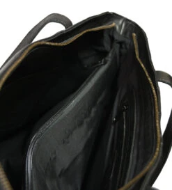 Musta Treats Sonja Shopper -Laukkuni treats sonja shopper iso olkalaukku musta