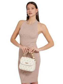 Guess Triana Vaalea Pieni Olkalaukku 8 Guess Triana Vaalea Pieni Olkalaukku -Laukkuni triana valkoinen juhlalaukku guess