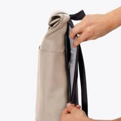 Ucon Acrobatics Hajo Reppu Nude -Laukkuni vedenpitava tietokonereppu ucon hajo nude